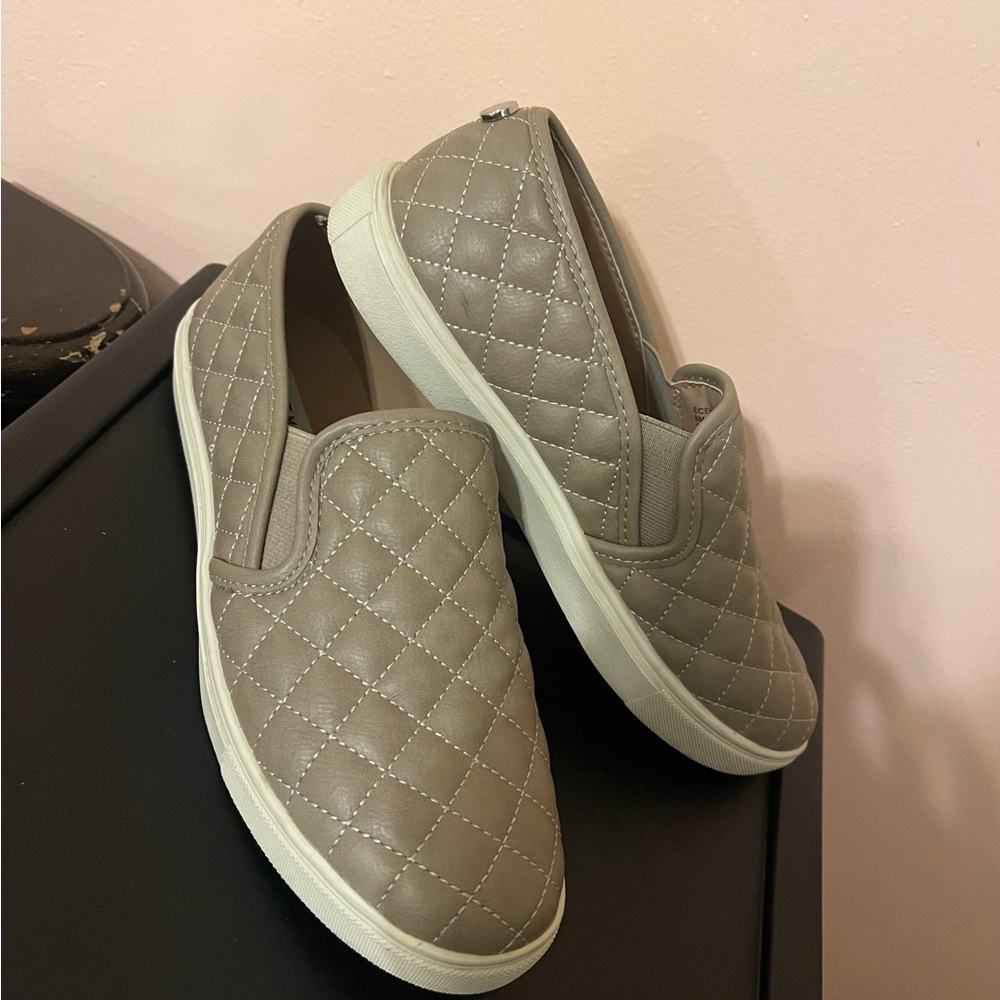 Women shoes